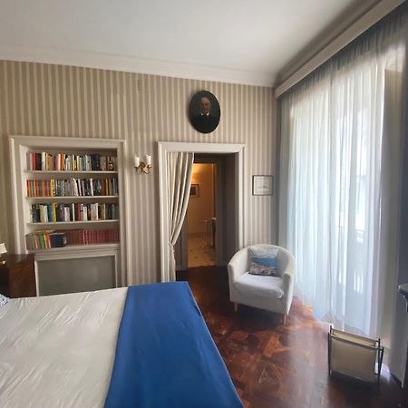 Royal Apartment In San Domenico Maggiore 那不勒斯 外观 照片