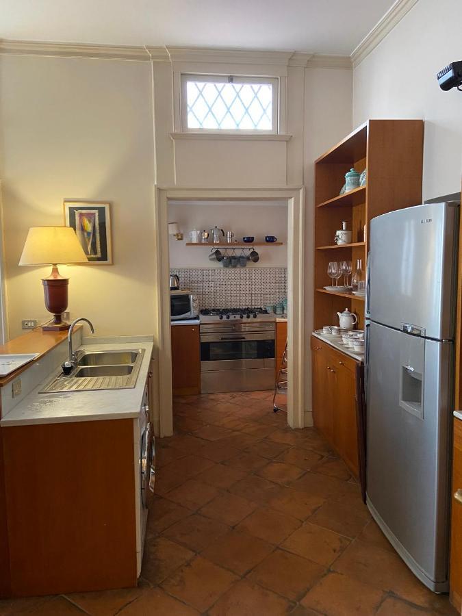 Royal Apartment In San Domenico Maggiore 那不勒斯 外观 照片