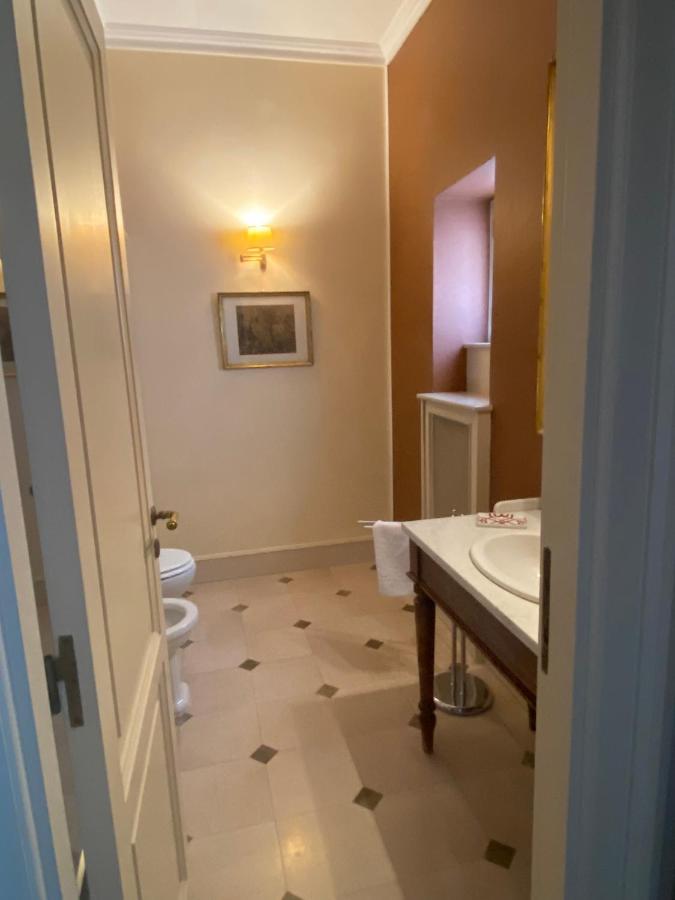 Royal Apartment In San Domenico Maggiore 那不勒斯 外观 照片