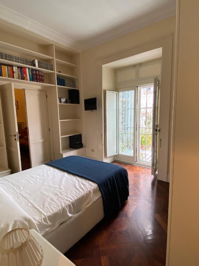 Royal Apartment In San Domenico Maggiore 那不勒斯 外观 照片