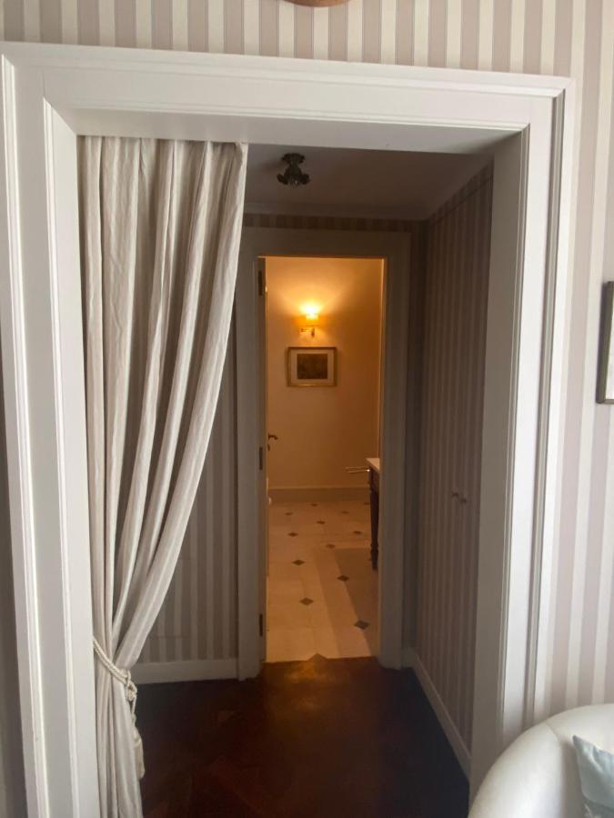 Royal Apartment In San Domenico Maggiore 那不勒斯 外观 照片